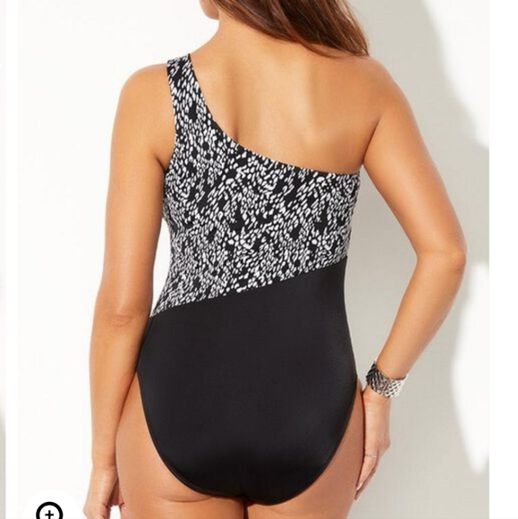 Sexy one shoulder swimsuit - Picture 2 of 3